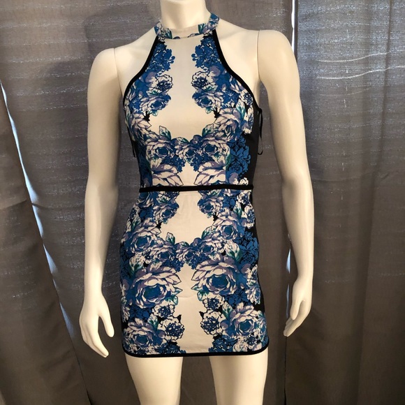 Piper Lane Floral Fitted Dress - Picture 1 of 5